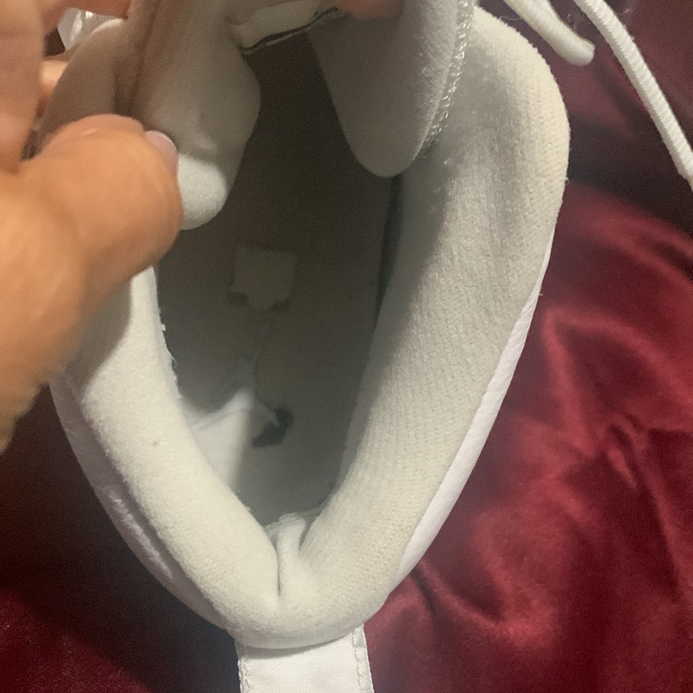 Jordan’s Athletics Shoes - Picture 8 of 10